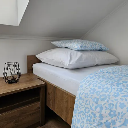 アパート Brick House ポプラト