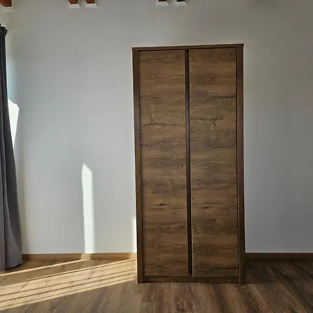 アパート Brick House